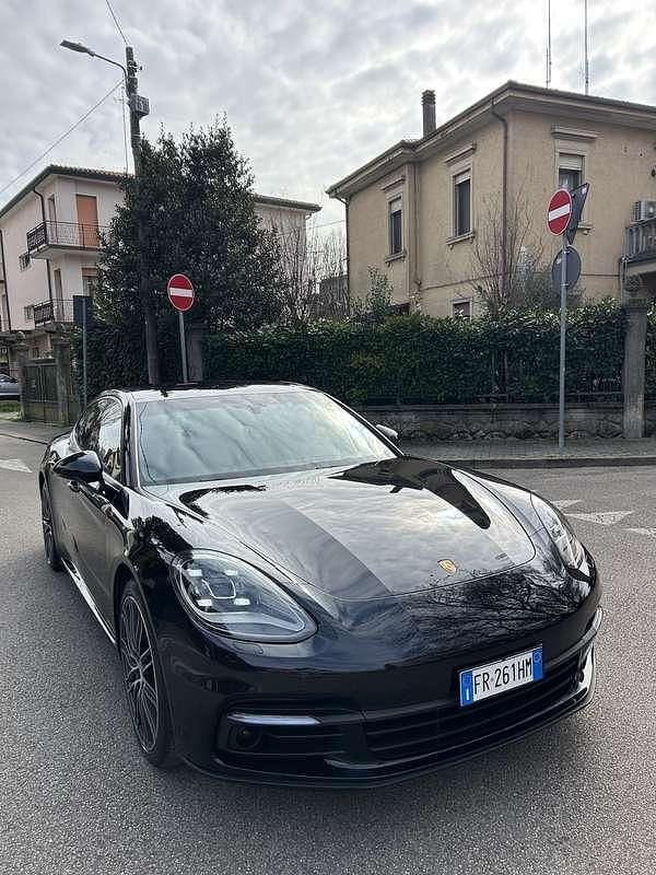 Usata Porsche Panamera Executive 330 CV (242 kW) 2018 Berlina