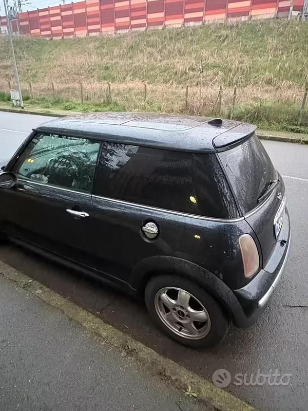 Usata Mini Cooper 2004 Nero Utilitaria