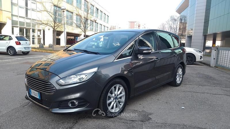 Usata Ford S-MAX S 180 CV (132 kW) 2016 Grigio Monovolume