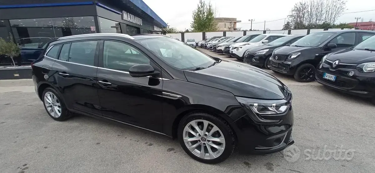Usata Renault Mégane GrandTour 116 CV (85 kW) 2019 Nero Station wagon