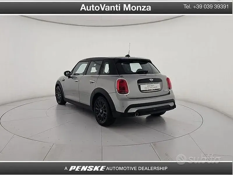 Usata Mini Cooper Classic 136 CV (100 kW) 2023 Grigio Utilitaria