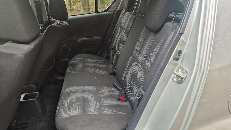 Usata Opel Agila Enjoy 94 CV (69 kW) 2011 Utilitaria