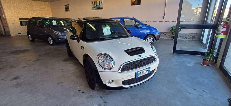 Usata Mini Cooper S 175 CV (128 kW) 2008 Utilitaria
