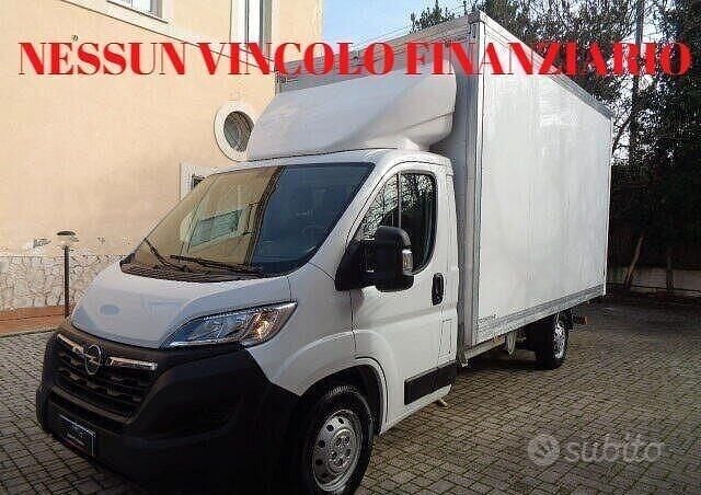 Bianco Usata 2024 Opel Movano S Berlina | 22.900 € (Molto cara) - Immagine 1/4