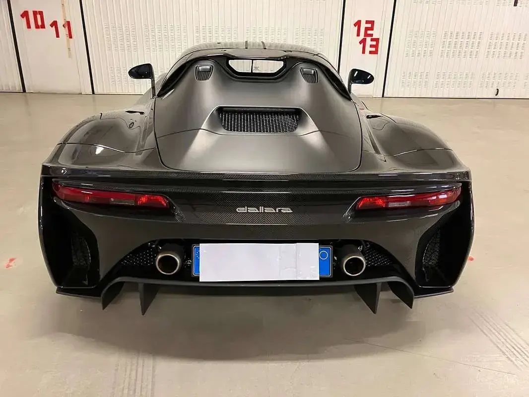 Usata Dallara Stradale 400 CV (294 kW) 2024 Nero Cabrio