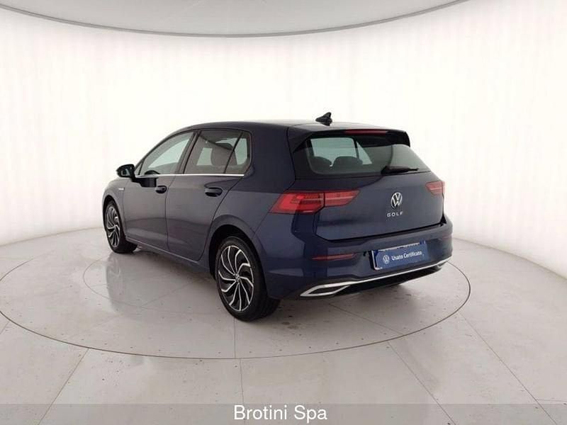 Occasion VW Golf VIII Style 131 ch (96 kW) 2022 Bleue Citadine