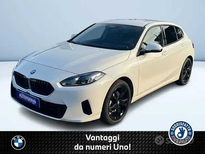 Usata BMW 118 Comfort Edition 150 CV (110 kW) 2025 Bianco Utilitaria