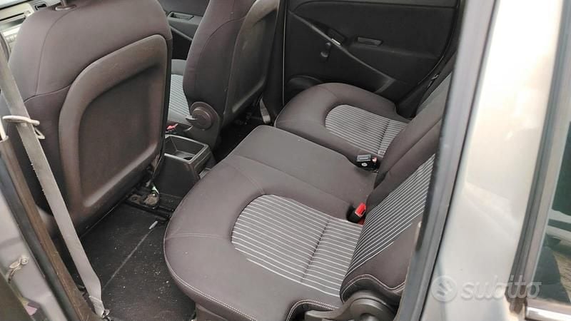 Nero Usata 2010 Lancia Musa Monovolume | 3000 € (Super prezzo) - Immagine 1/4