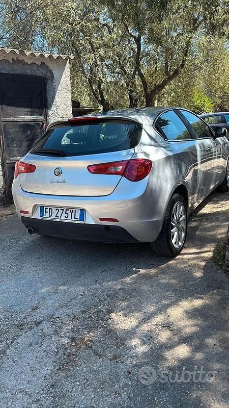 Usata Alfa Romeo Giulietta 2016 Grigio Berlina