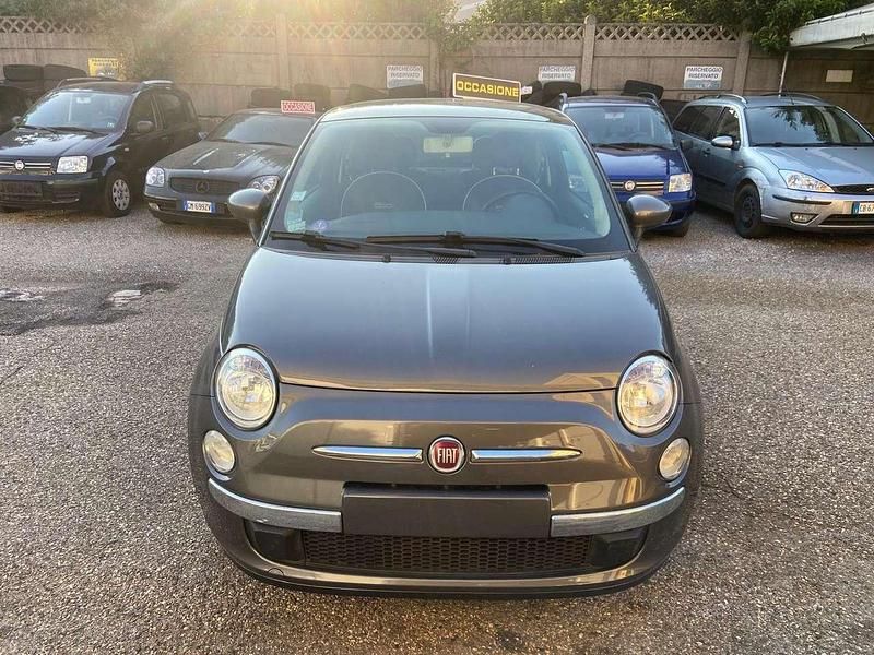 Grigio Usata 2015 Fiat 500 Lounge Due volumi | 8500 € (Buon prezzo) - Immagine 1/4