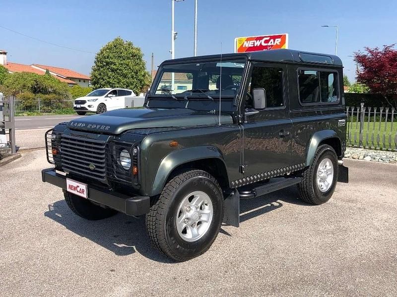 Verde Usata 2008 Land Rover Defender S SUV | 39.000 € (Molto cara) - Immagine 1/4