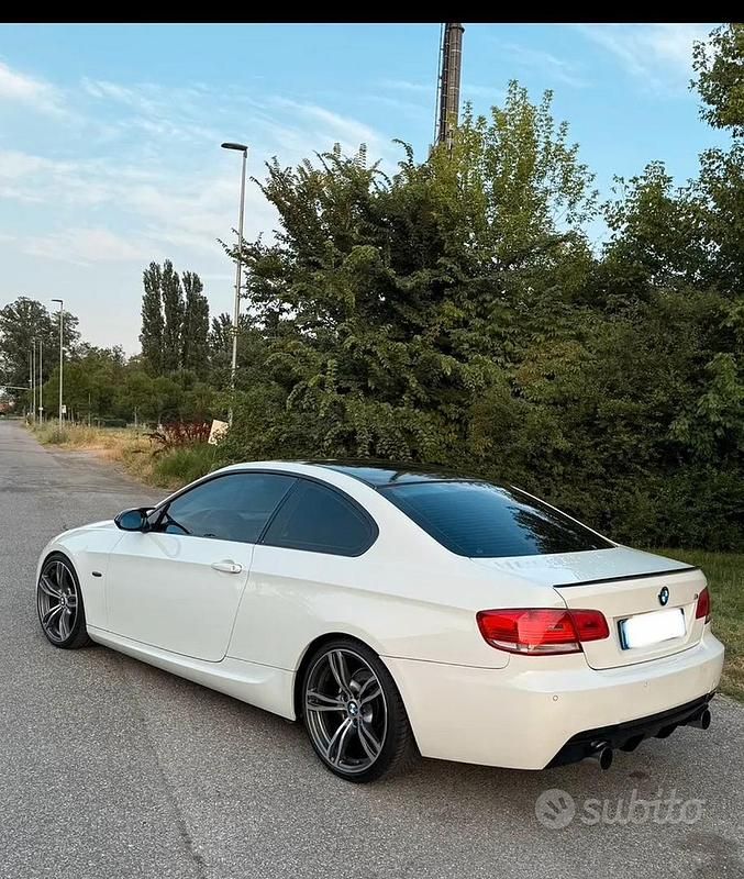 Usata BMW 320 177 CV (130 kW) 2008 Bianco Coupé