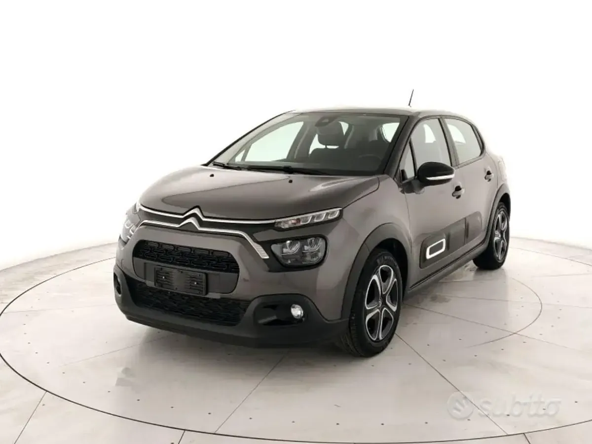 Usata Citroën C3 PureTech 83 CV (61 kW) 2024 Grigio Monovolume