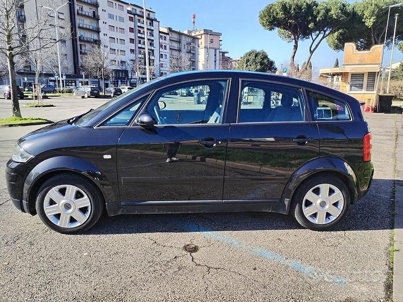 Usata Audi A2 75 CV (55 kW) 2001 Nero Utilitaria