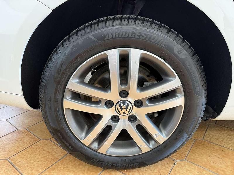 Usata VW Golf VII Highline 140 CV (102 kW) 2013 Bianco Station wagon