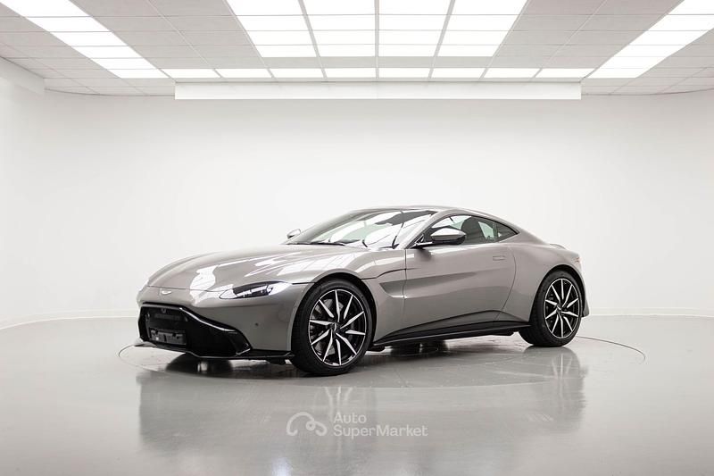 Argento Usata 2021 Aston Martin Vantage Coupé | 137.890 € - Immagine 1/4