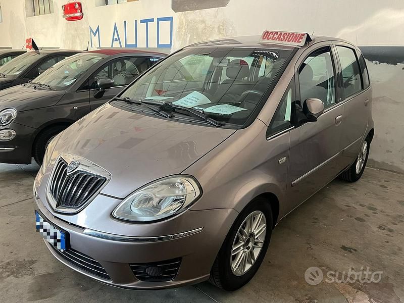 Usata 2011 Lancia Musa Monovolume | 5800 € - Immagine 1/4