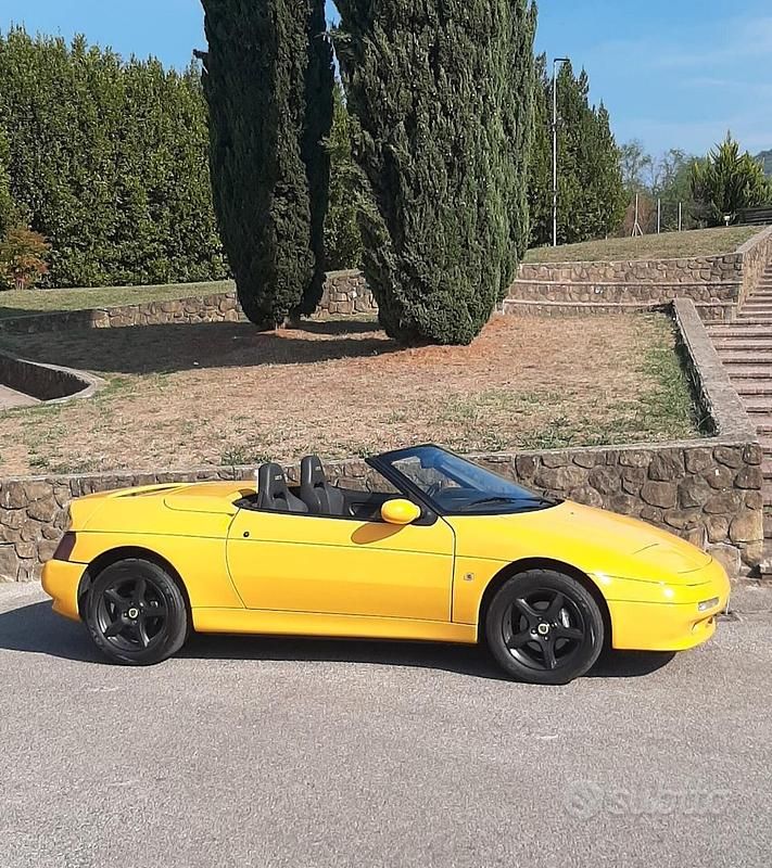 Usata Lotus Elan 163 CV (119 kW) 1991 Giallo Cabrio