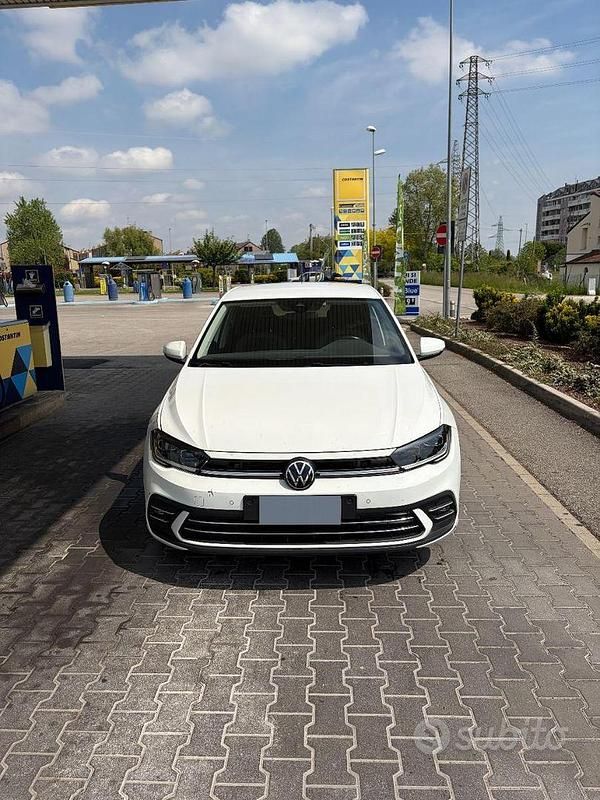 Usata VW Polo Style 95 CV (69 kW) 2023 Bianco Utilitaria