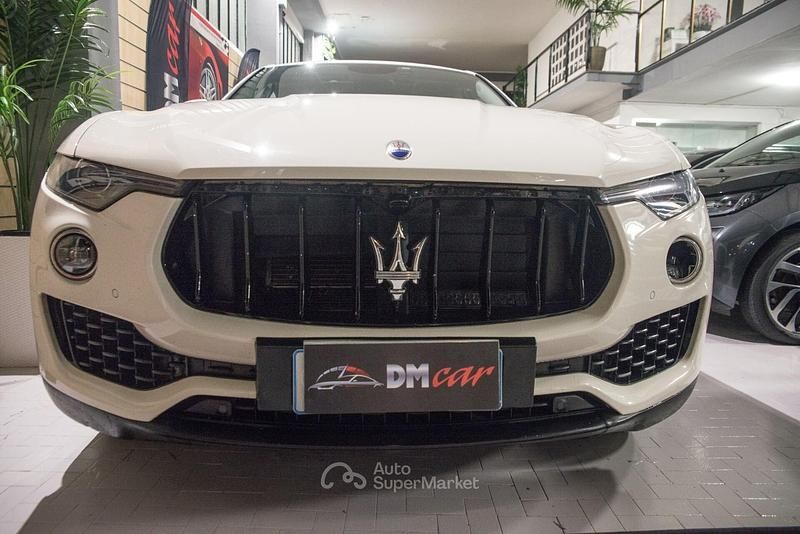 Usata Maserati Levante 250 CV (183 kW) 2018 Bianco SUV