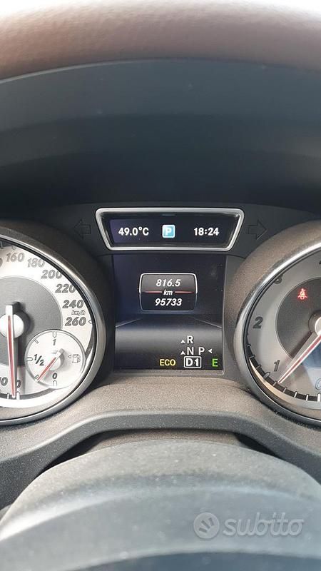 Usata Mercedes GLA200 136 CV (100 kW) 2014 Marrone SUV