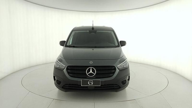 Käytetty Mercedes Citan 110 102 HP (75 kW) 2022 Harmaa Tila-auto