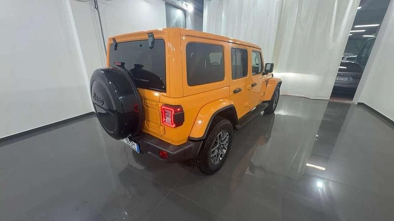Usata Jeep Wrangler 272 CV (200 kW) 2021 Arancione SUV