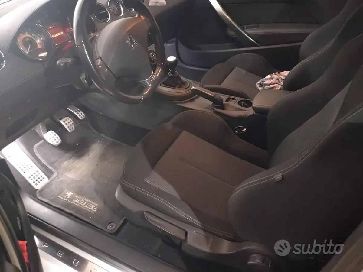 Usata Peugeot RCZ 156 CV (114 kW) 2012 Bianco Coupé