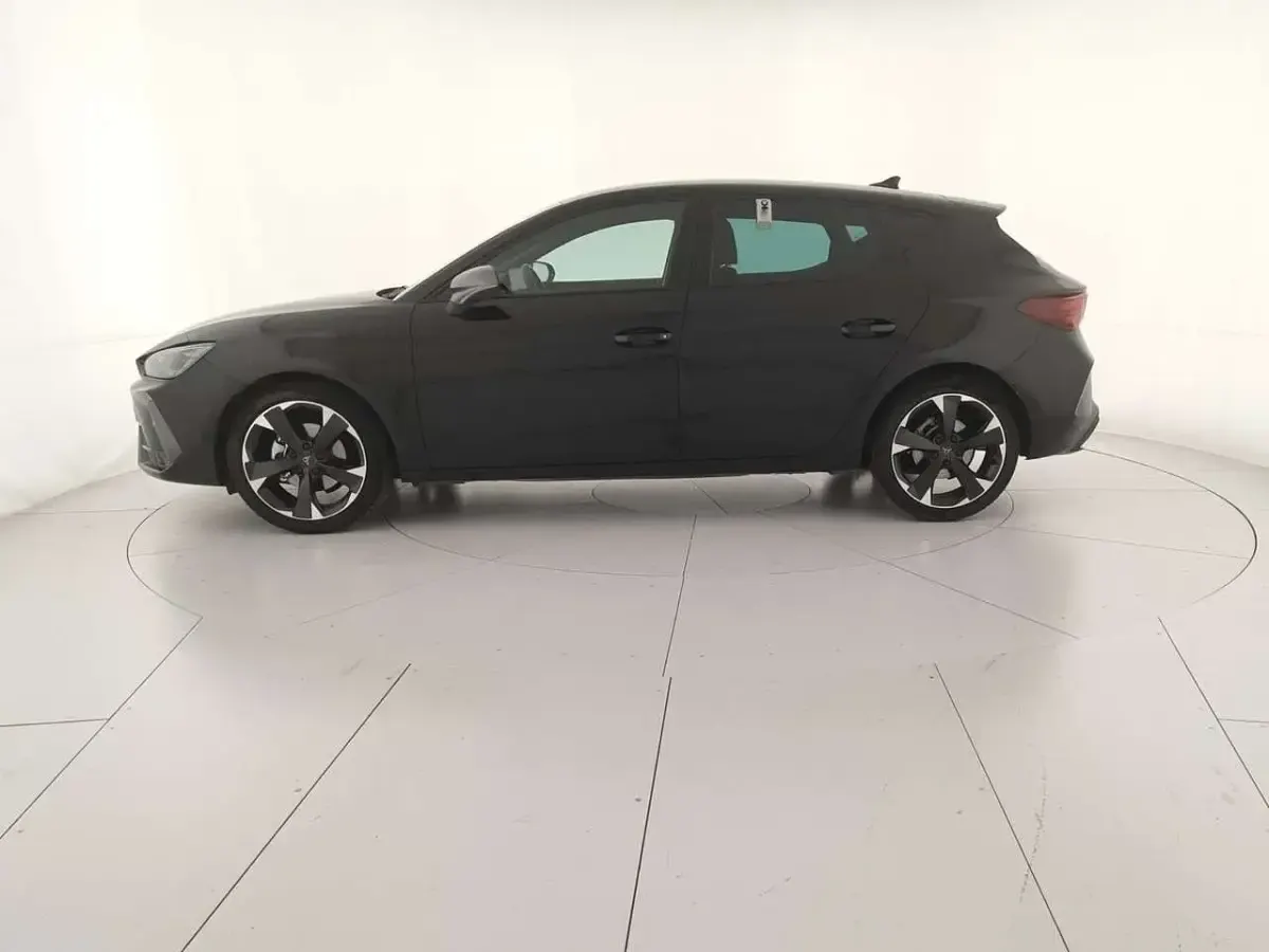 Usata Cupra Leon 150 CV (110 kW) 2025 Other Berlina
