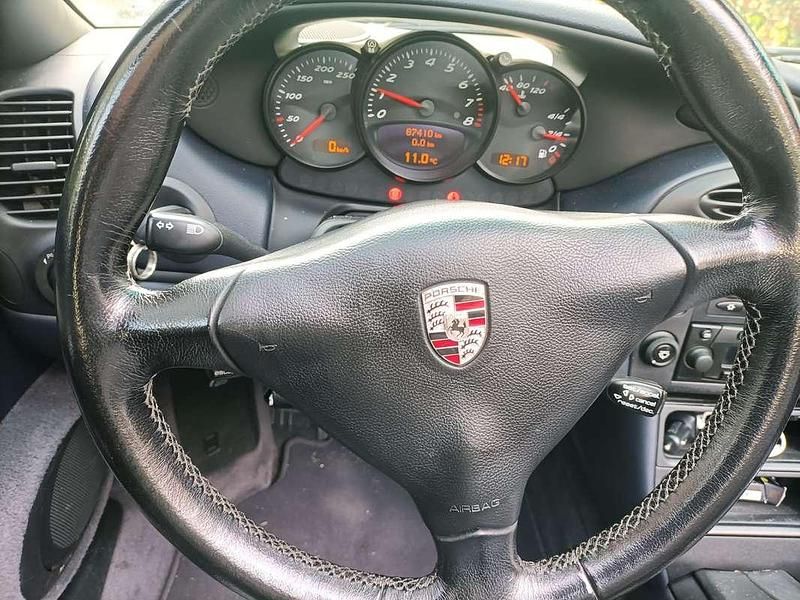 Second-hand Porsche Boxster 228 CP (167 kW) 2002 Albastru Cabrio