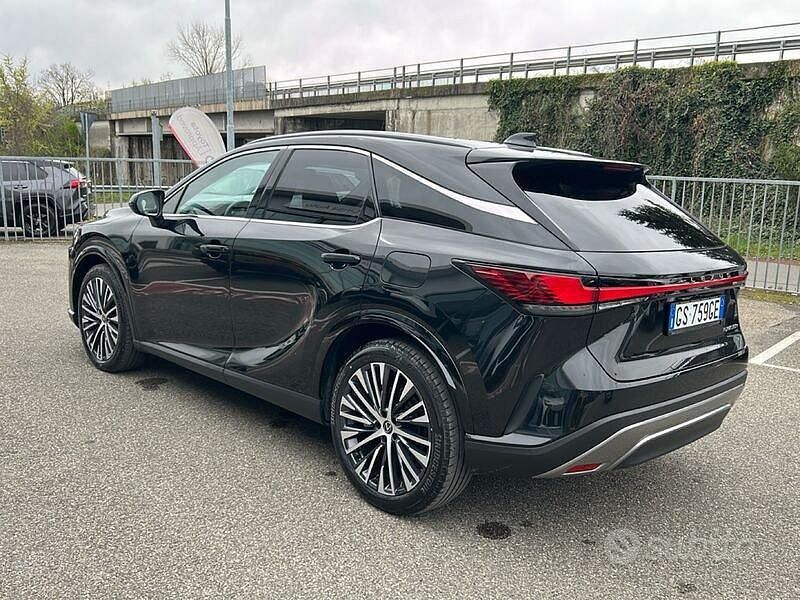 Usata Lexus RX450h+ Luxury Line 2024 Nero SUV