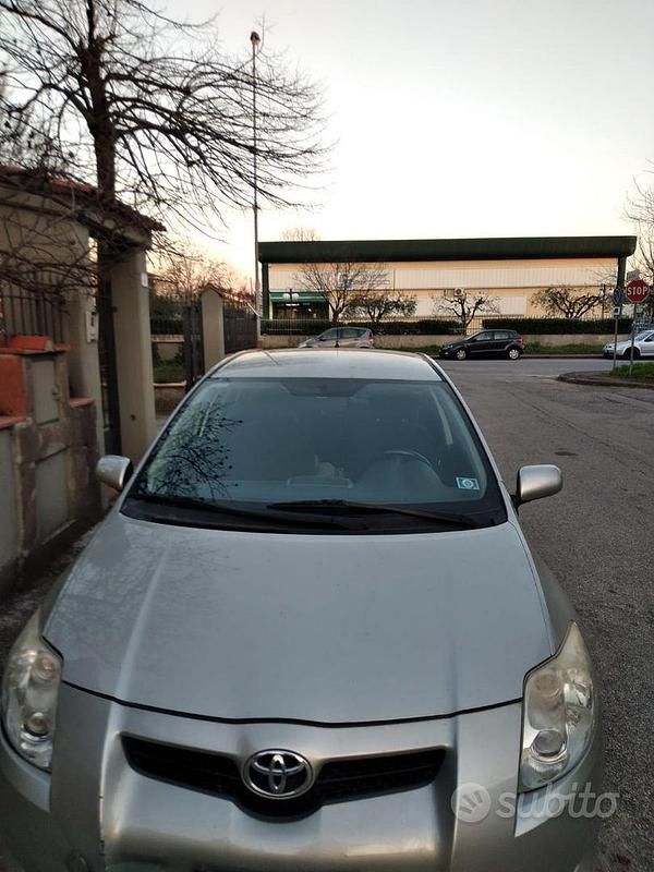 Usata Toyota Auris 97 CV (71 kW) 2007 Berlina