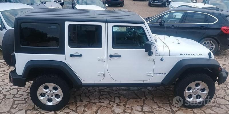 Usata Jeep Wrangler Unlimited Rubicon 200 CV (147 kW) 2016 Bianco SUV