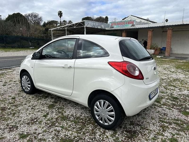Usata Ford Ka 67 CV (49 kW) 2016 Berlina