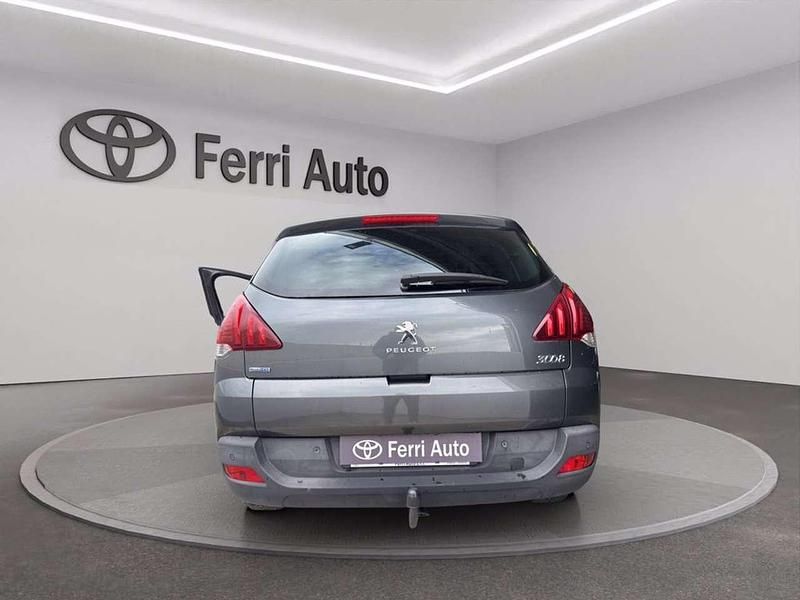 Usata Peugeot 3008 Active 120 CV (88 kW) 2016 Grigio scuro SUV