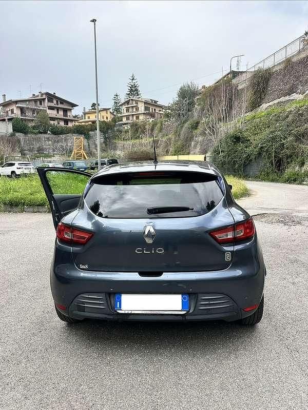 Usata Renault Clio IV Life 75 CV (55 kW) 2017 Berlina