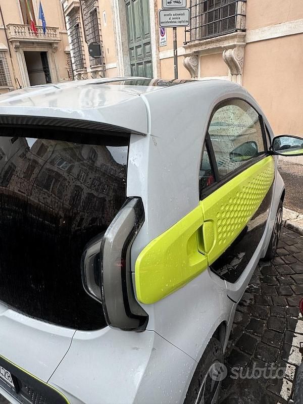 Usata XEV Yoyo 14 kW (20 CV) 2023 Grigio Utilitaria