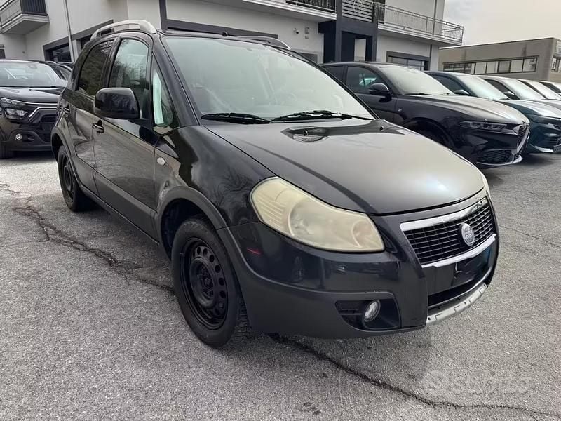 Usata Fiat Sedici Dynamic 107 CV (78 kW) 2007 Nero SUV