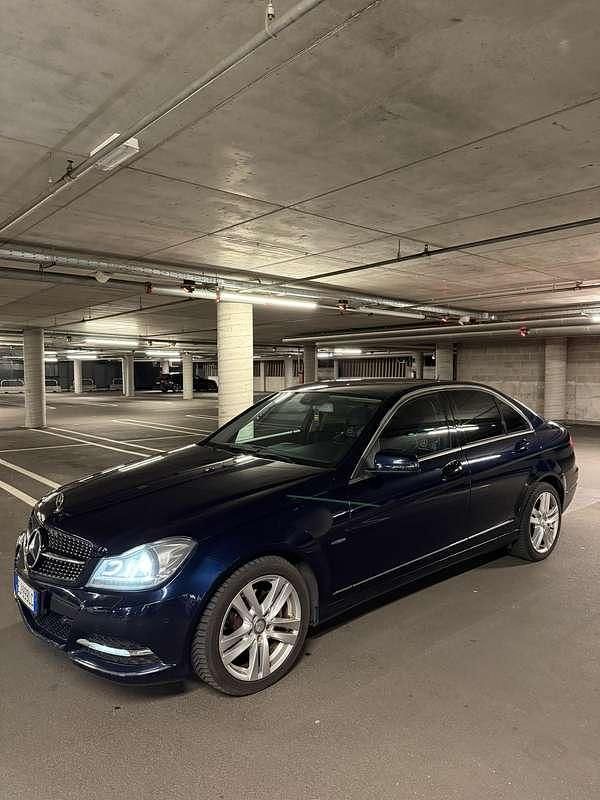 Usata Mercedes C220 Elegance 170 CV (125 kW) 2011 Berlina