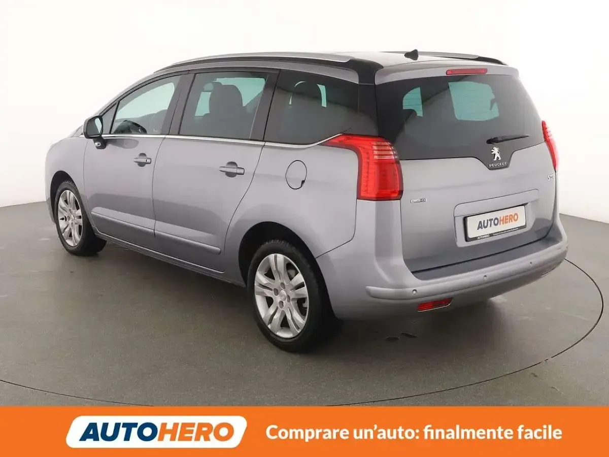 Usata Peugeot 5008 Allure 120 CV (88 kW) 2015 Blu Monovolume