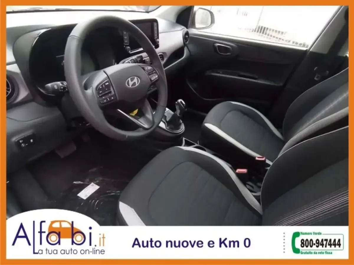 Nuova Hyundai i10 63 CV (46 kW) 2025 Vari colori Utilitaria