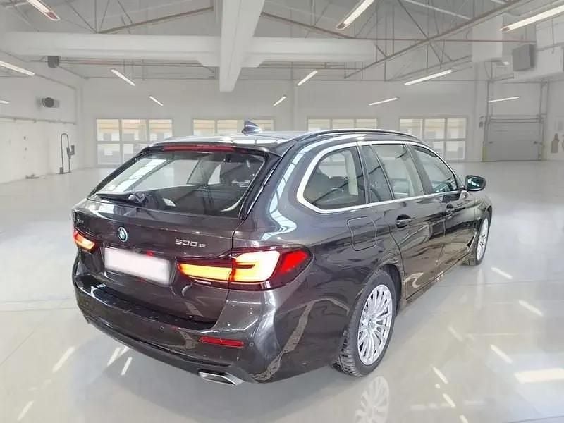 Usata BMW 530e 184 CV (135 kW) 2021 Grigio Station wagon