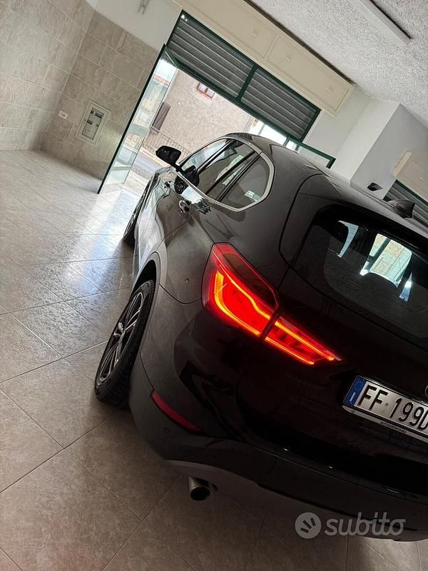 Usata BMW X1 Advantage 150 CV (110 kW) 2017 Nero SUV