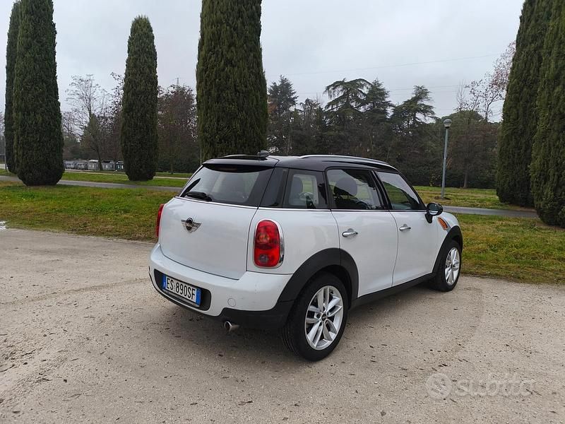Usata Mini Cooper D Countryman 111 CV (81 kW) 2013 Bianco SUV