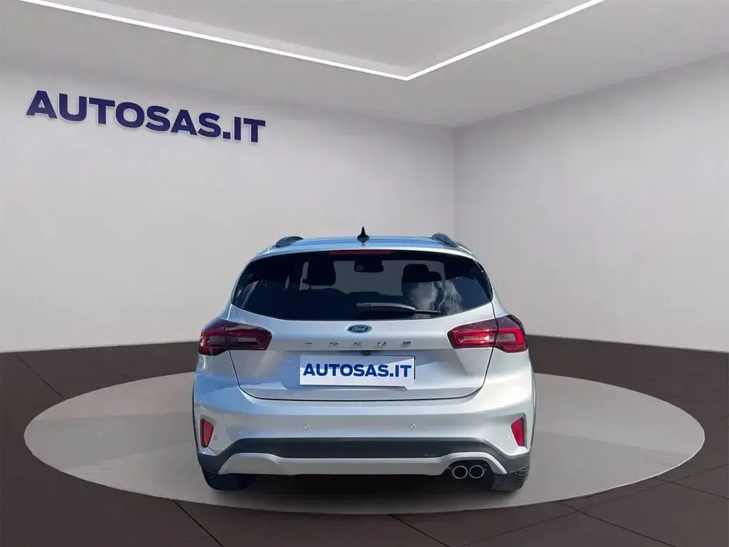Usata Ford Focus Active 125 CV (91 kW) 2024 Grigio metallizzato SUV