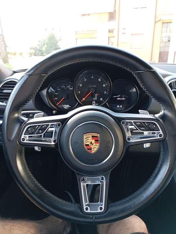 Usata Porsche 718 Boxster 299 CV (219 kW) 2018 Nero Cabrio