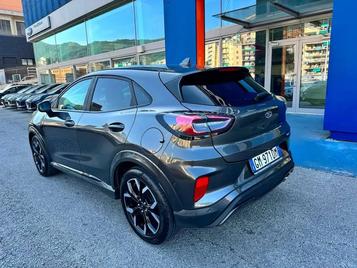 Usata Ford Puma ST-Line X 125 CV (91 kW) 2023 Grigio SUV