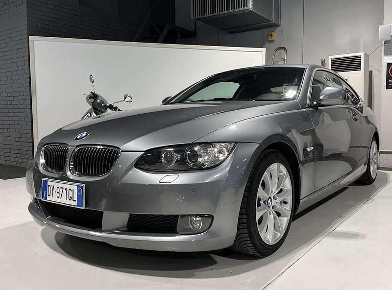 Usata BMW 325 218 CV (160 kW) 2009 Coupé