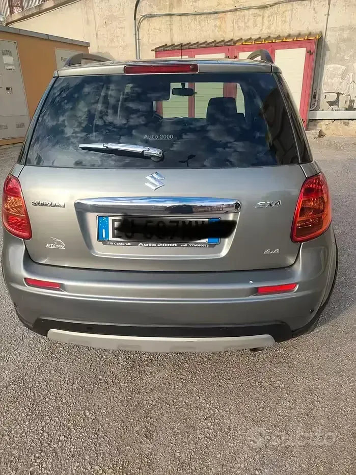 Usata Suzuki SX4 135 CV (99 kW) 2011 Grigio SUV
