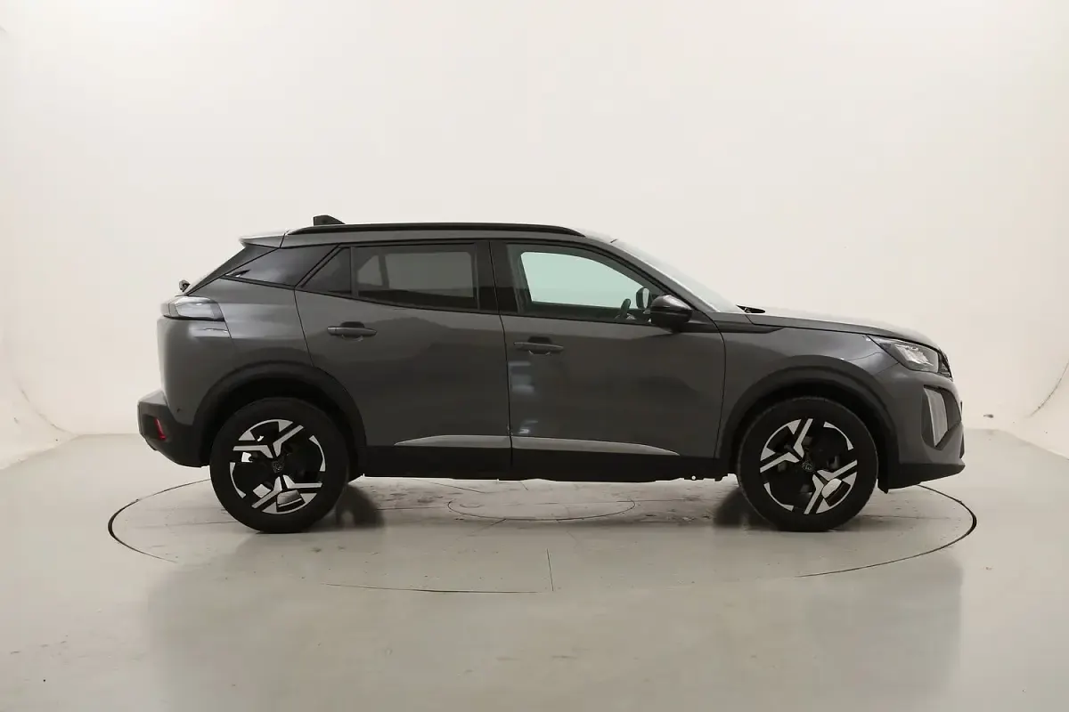 Usata Peugeot 2008 Allure 100 CV (73 kW) 2025 SUV